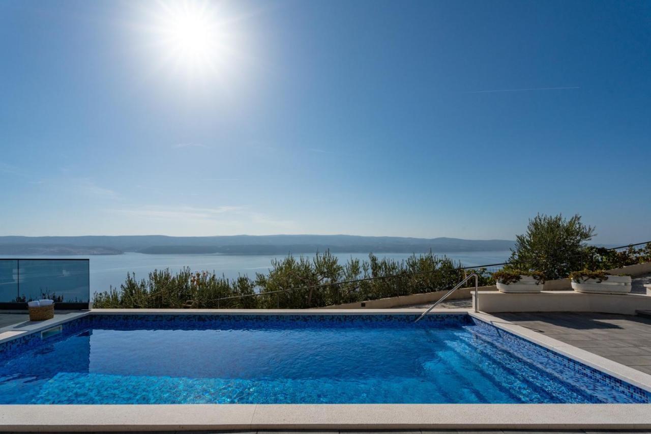 Villa Dream With Private Pool, 2 Bedrooms With En-Suite Bathrooms, Sea View Омиш Экстерьер фото