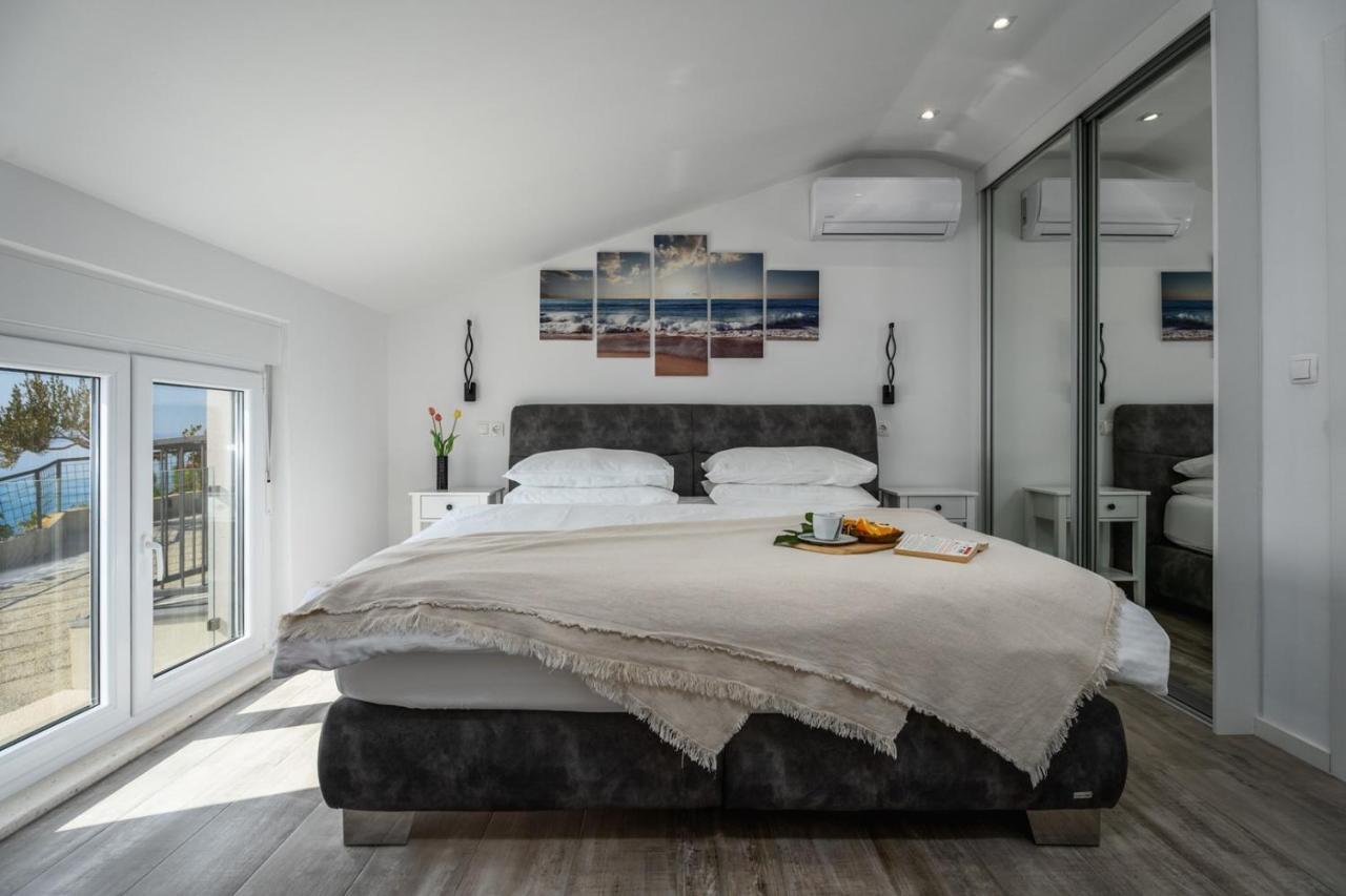 Villa Dream With Private Pool, 2 Bedrooms With En-Suite Bathrooms, Sea View Омиш Экстерьер фото