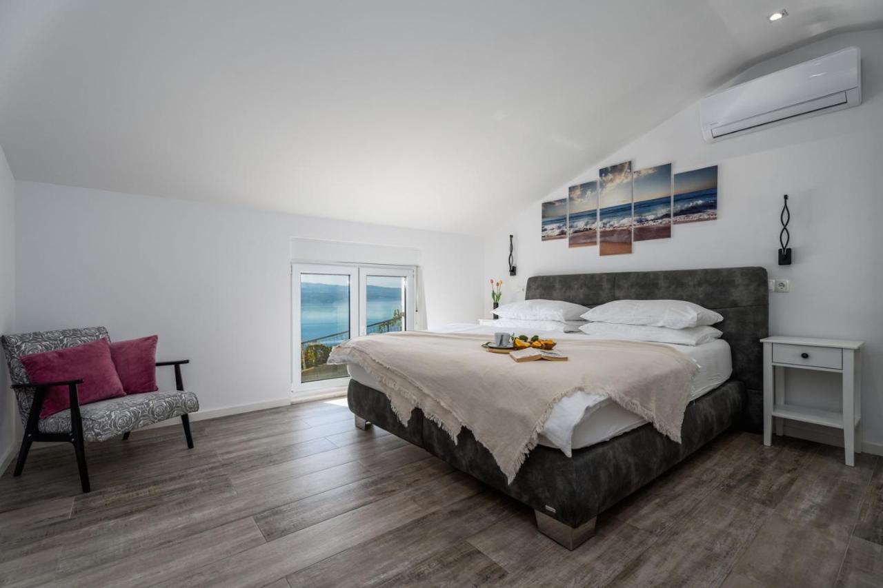 Villa Dream With Private Pool, 2 Bedrooms With En-Suite Bathrooms, Sea View Омиш Экстерьер фото